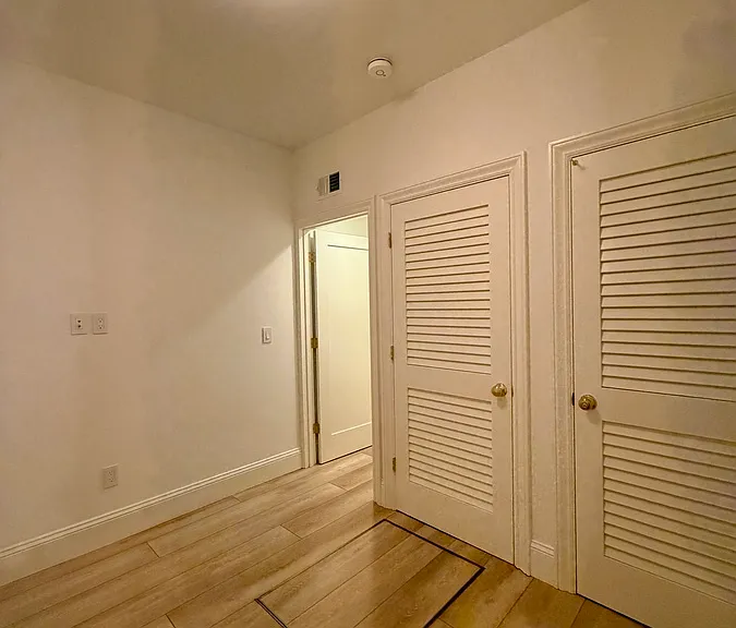 1249 Kearny St — Photo 8