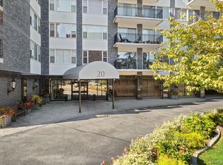 20 Old Mamaroneck Rd APT 3L, White Plains, NY 10605