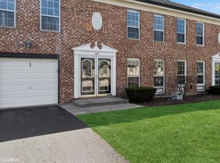 162 W Golf Rd, Libertyville, IL 60048