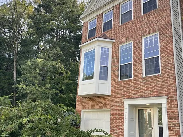 7507 Lamoyne Ct, Alexandria, VA 22315