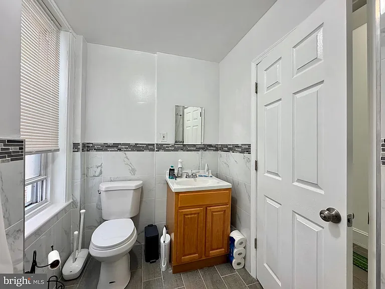 325 N Preston St #2 — Photo 8