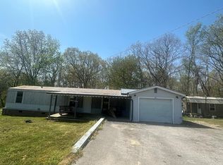 599 Sparta St, Spencer, TN 38585