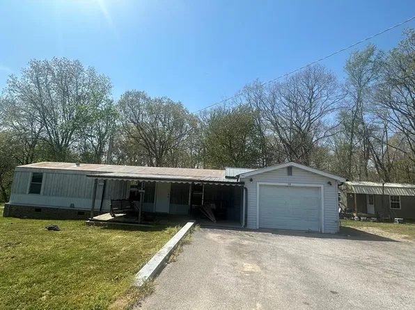 599 Sparta St, Spencer, TN 38585
