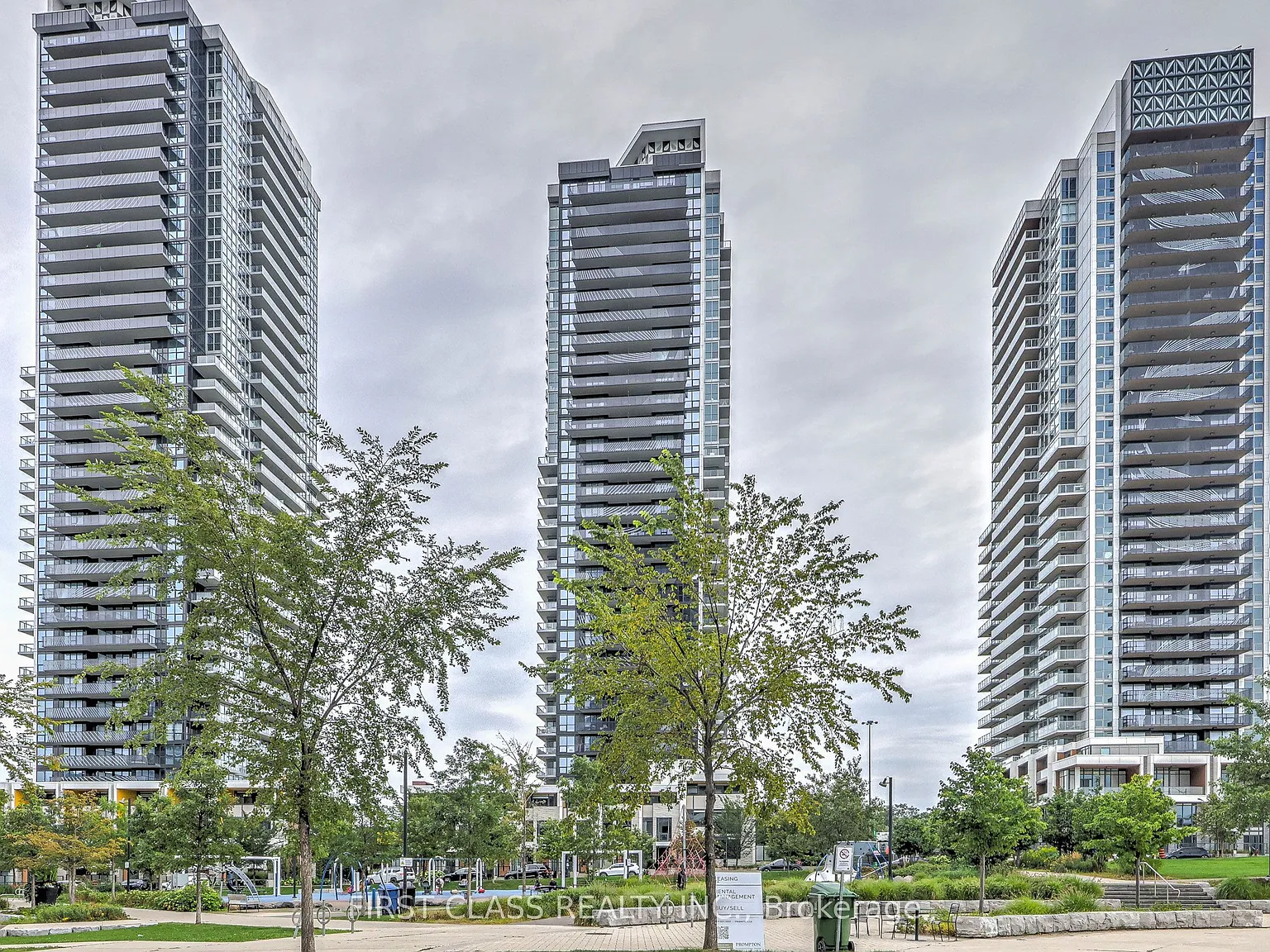 3 bed, $4,200 — Photo 4