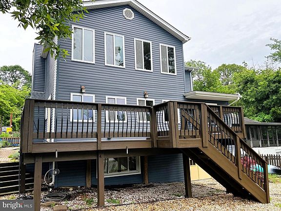 5th image of 601 Riverside Dr
