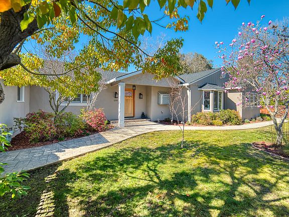 2nd image of 1105 Hermosa Way