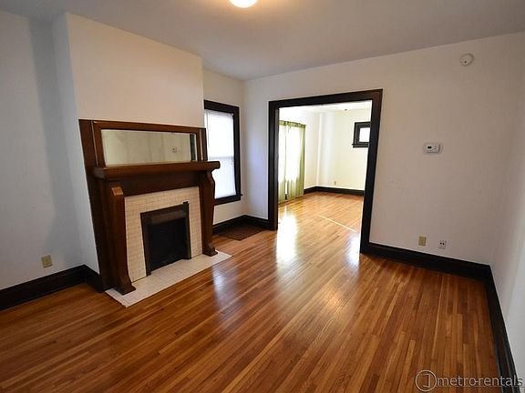 2nd image of 43 W Longview Ave