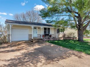 1619 Birch St, Pacific, MO 63069