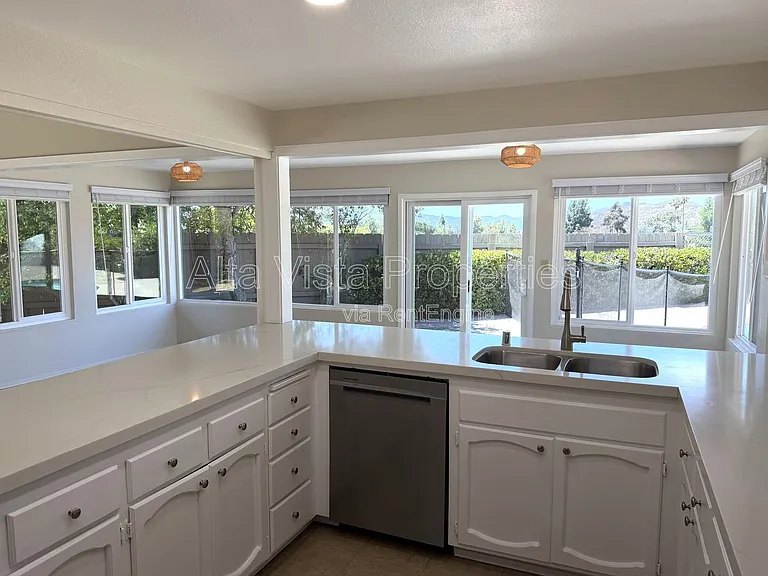 12480 Escala Ln — Photo 15