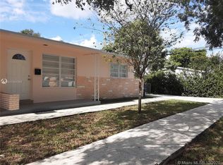 412 SW 10th St #N, Hallandale, FL 33009