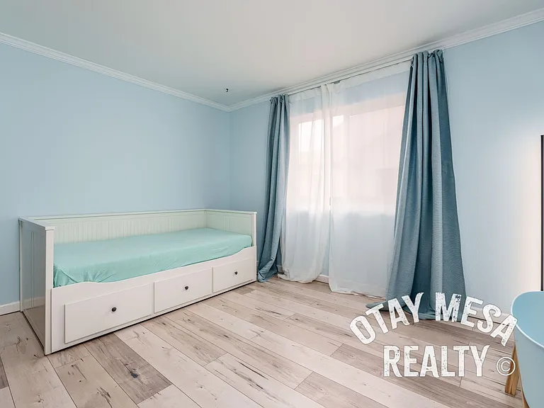 263 Dahlia Ave #10 — Photo 13