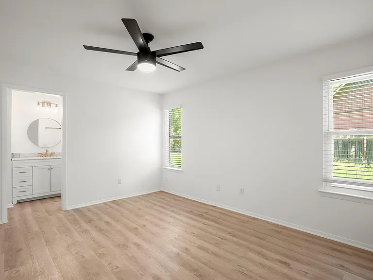 1606 Dale Cv #B — Photo 10
