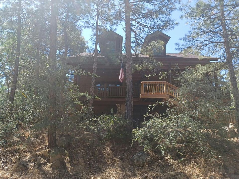 1st image of 955 W Clubhouse Dr