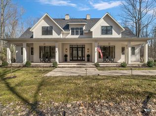 7077 Larue Ln, Fennville, MI 49408