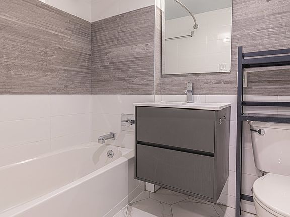 5th image of 115 Erasmus St #45A