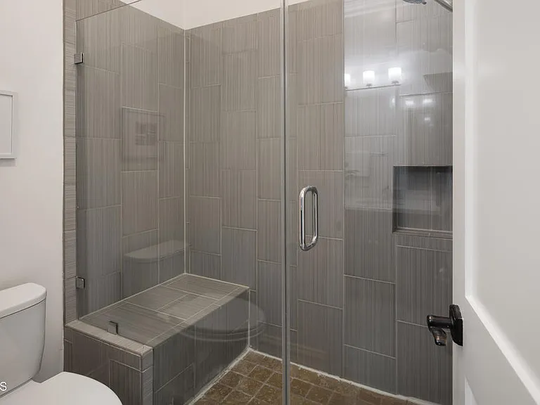 4337 Vista Pl — Photo 44