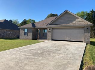 2100 Rehoboth Cir, Searcy, AR 72143