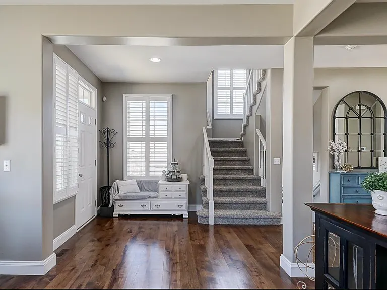 18353 Harney St — Photo 2