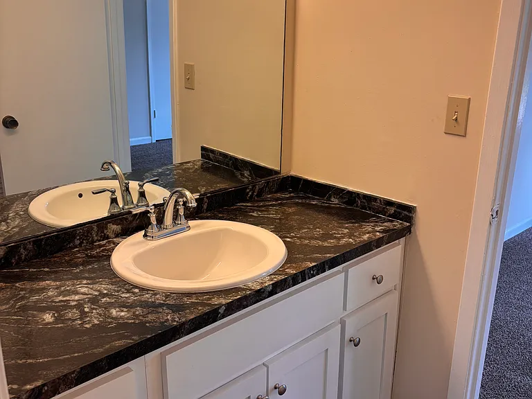 1611 E Trinity Blvd — Photo 9