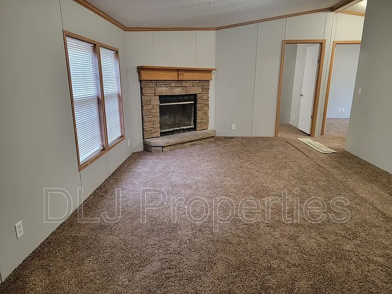 1612 Highway 25/70 W — Photo 2