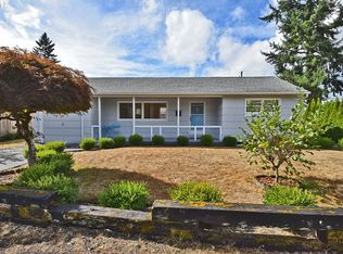 300 SE Columbia Ridge Dr, Vancouver, WA 98664