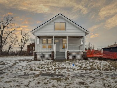 9744 Holmur St, Detroit, MI, 48204