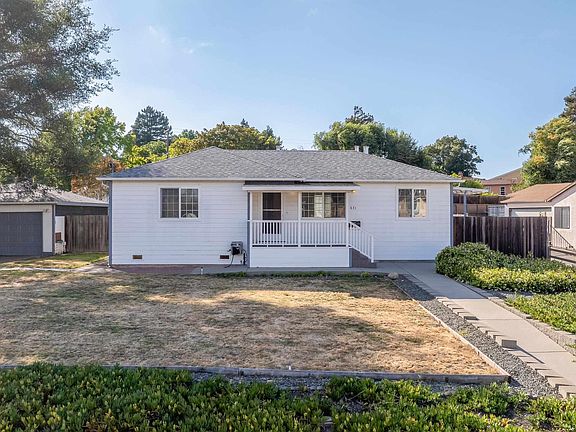 5th image of 831 Fulton Way