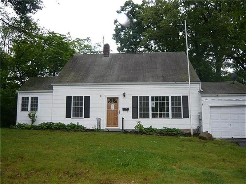1st image of 82 Bogert Ave