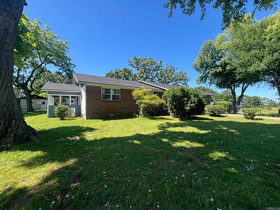 3rd image of 2789 Link Rd