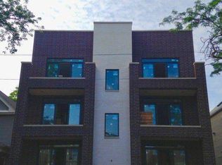 3649 W Belmont Ave #2W, Chicago, IL 60618