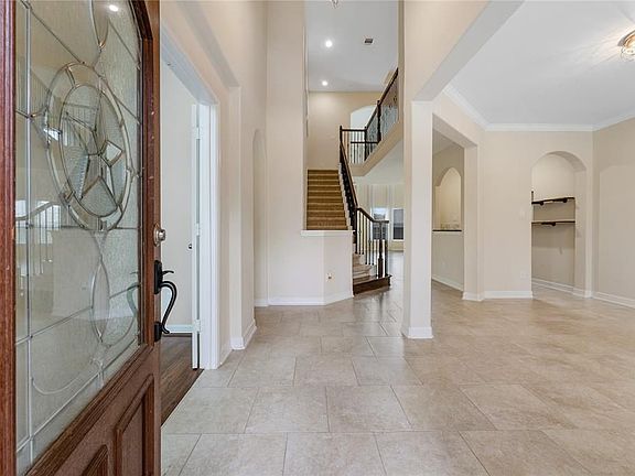 5th image of 5207 Blue Pearl Dr