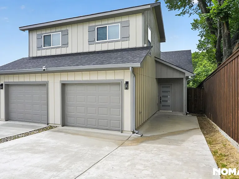 4408 Goddard Rd — Photo 19