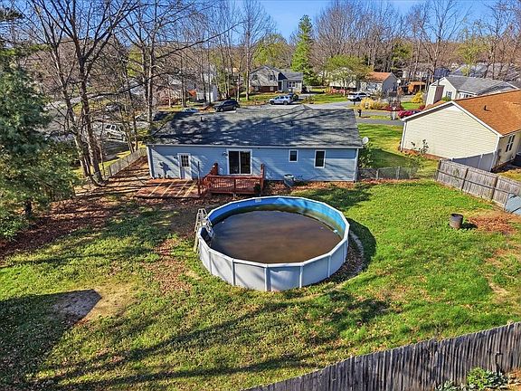 30th image of 13 Kingston Ct