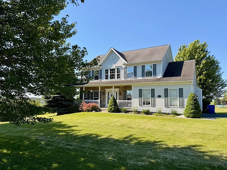 8774 Diehls Woods Rd — Photo 1