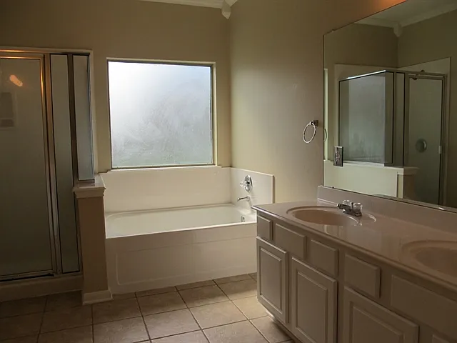 3011 Chesapeake Bend Ln — Photo 11