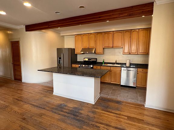 3rd image of 3508 W Shakespeare Ave APT 1