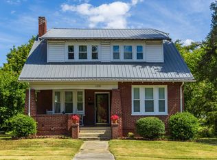 1316 Hodges St, South Boston, VA 24592