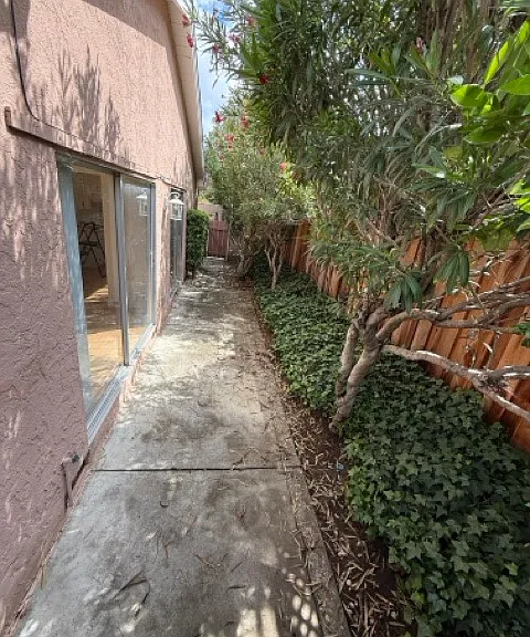 22841 Medina Ln #B — Photo 42