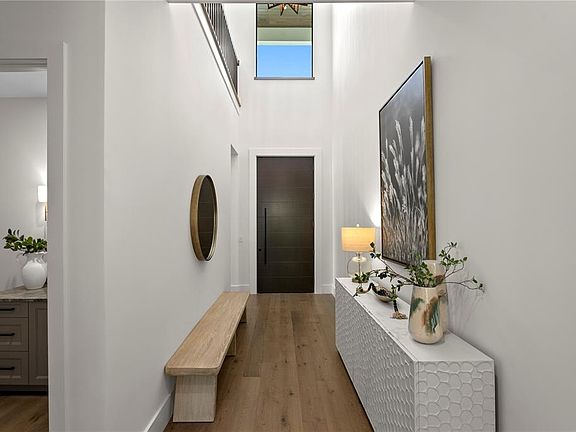 5th image of 403 S BARBARA LANE
