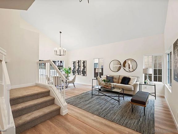 2nd image of 8918 Stargaze Ave