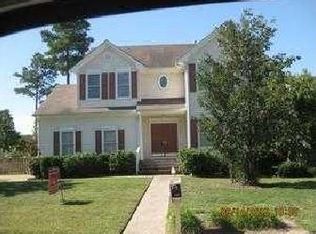 2541 Eagles Lake Rd, Virginia Beach, VA 23456