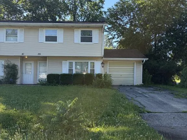 39 W Anchor Rd, Oswego, IL 60543