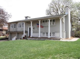 1234 Saint Andrews Rd, Bellevue, NE 68005