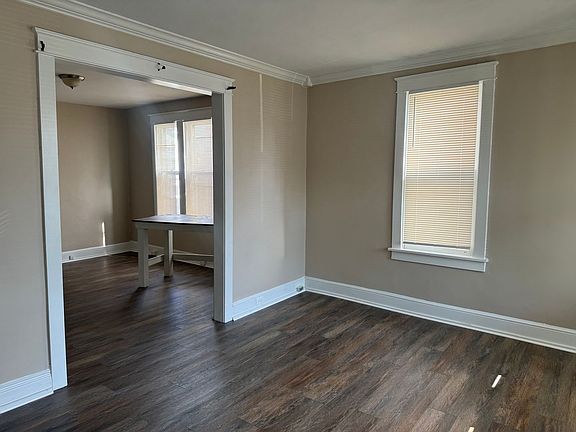 2nd image of 823 Pine St #823