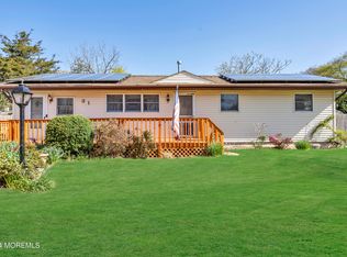 31 Dockage Rd, Bayville, NJ 08721