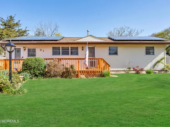 31 Dockage Road, Bayville, NJ 08721