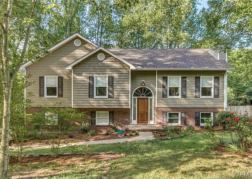 1st image of 3401 Rockford Dr