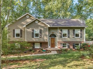 3401 Rockford Dr, Northport, AL 35473