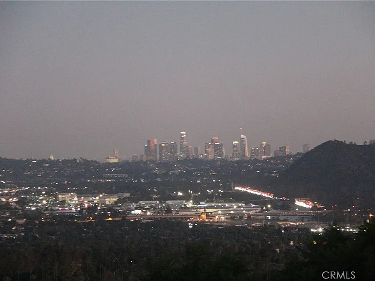 1345 Paseo Redondo — Photo 32