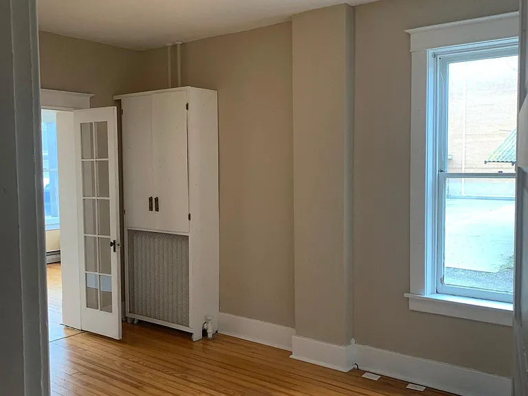 820 Merriwether St #B — Photo 3
